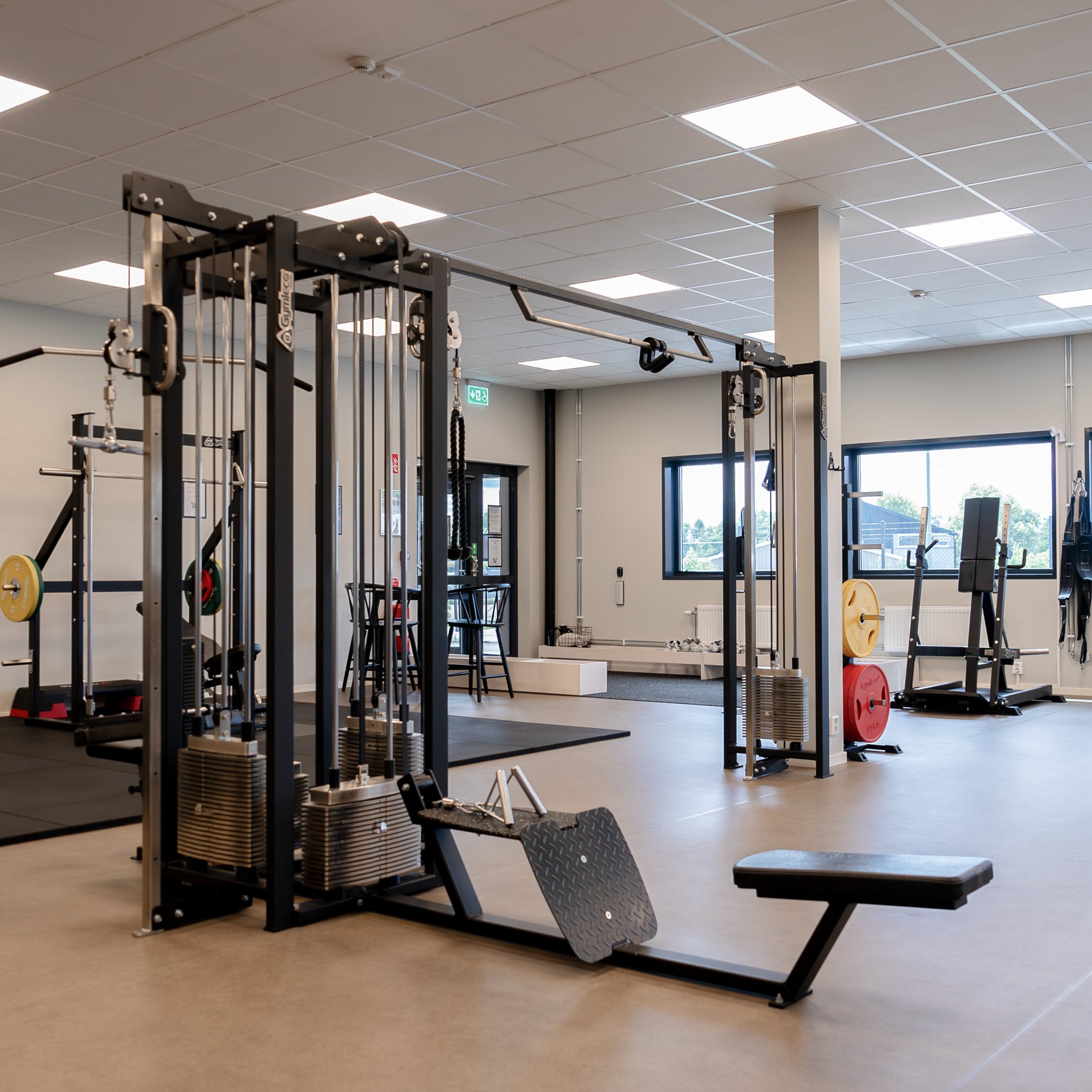 215K Multi Gym/Four Station with Cable Cross / Fyrstation med Kryssdrag