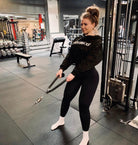 Kvinna tränar - Woman exercising