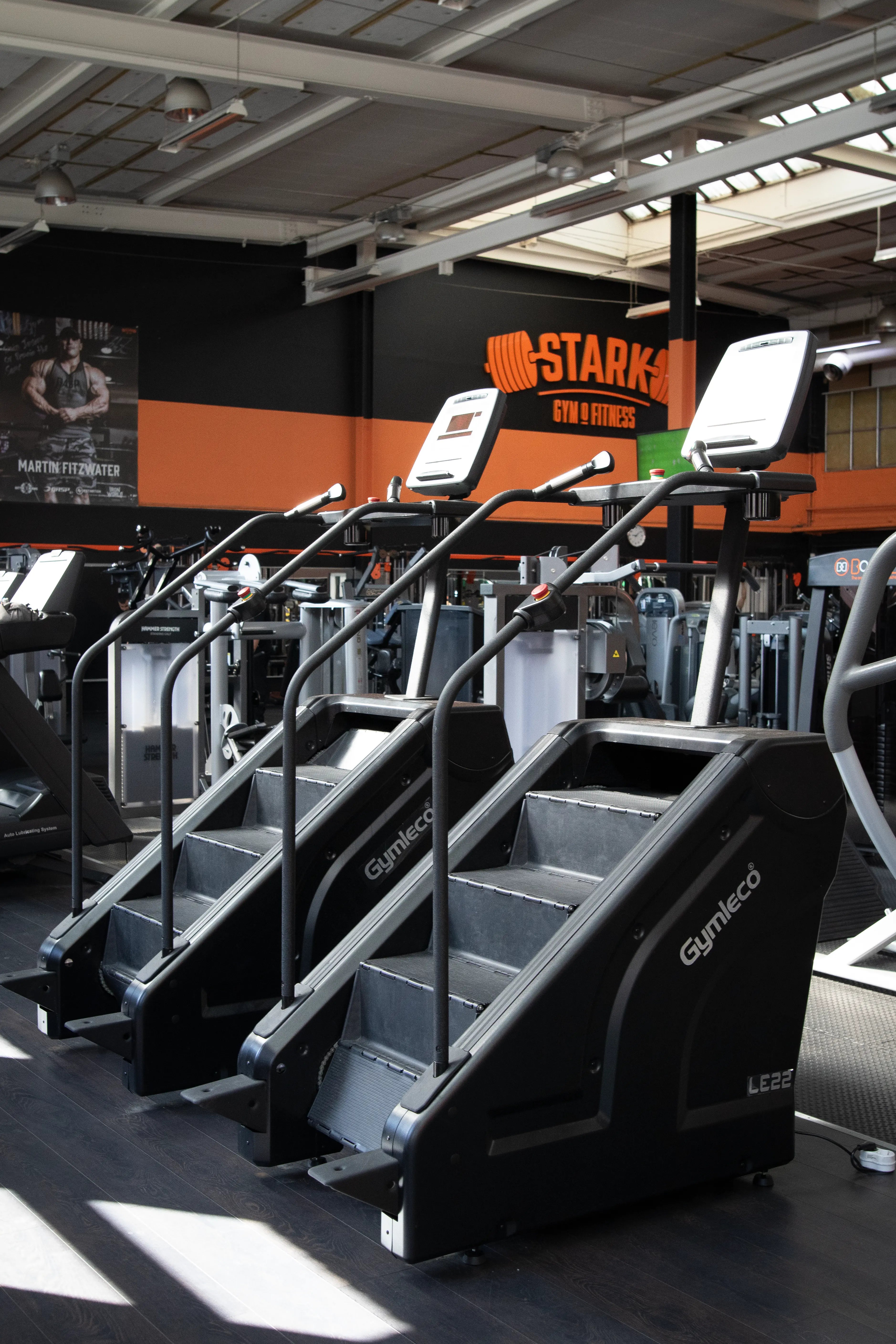 LE22S Stair machine, Commercial at gym