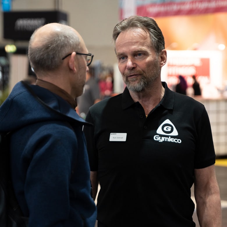 gymleco founder talking to a customer - gymleco grundare pratar med kund