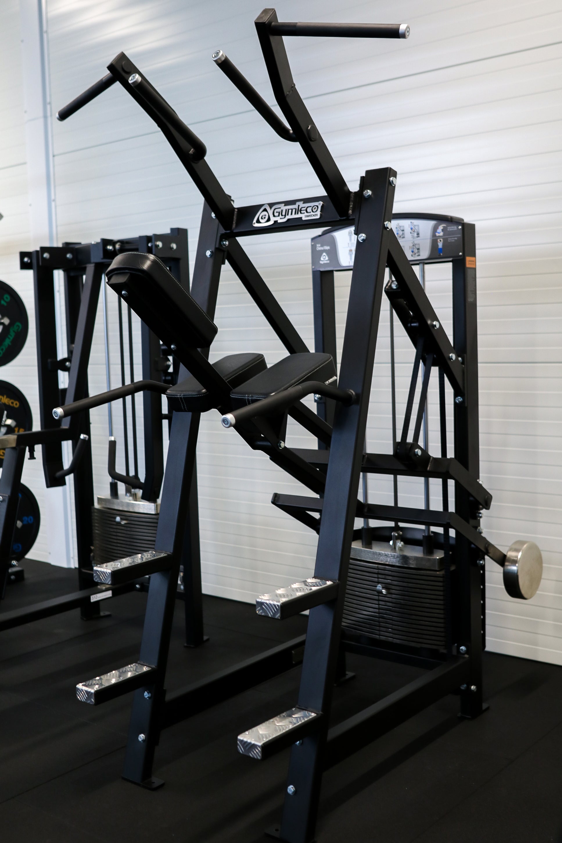 Gymleco 314 chins-/dip-machine
