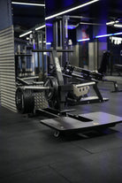 082 Belt Squat Machine